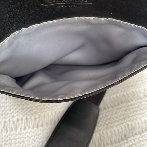 Coach Black C Design Crossbody EUC with shirt - Picture 6 of 12